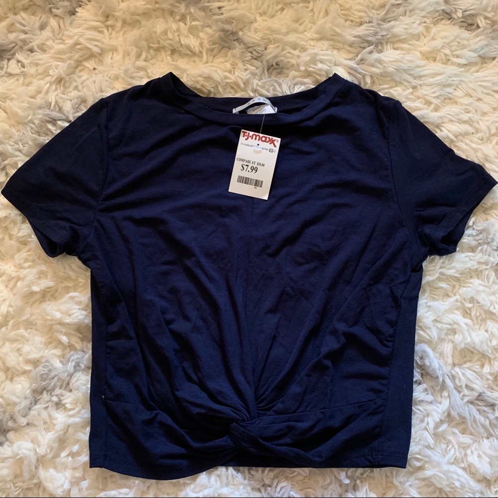 Blue twist crop